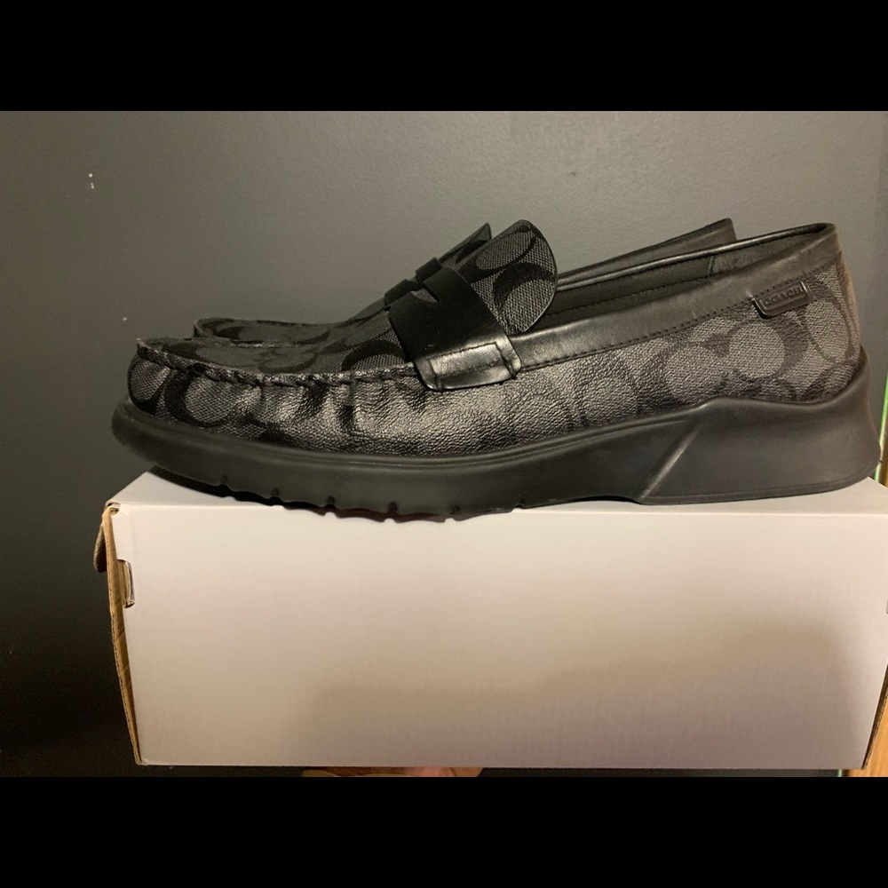 Coach shoes slip ons - Picture 3 of 4